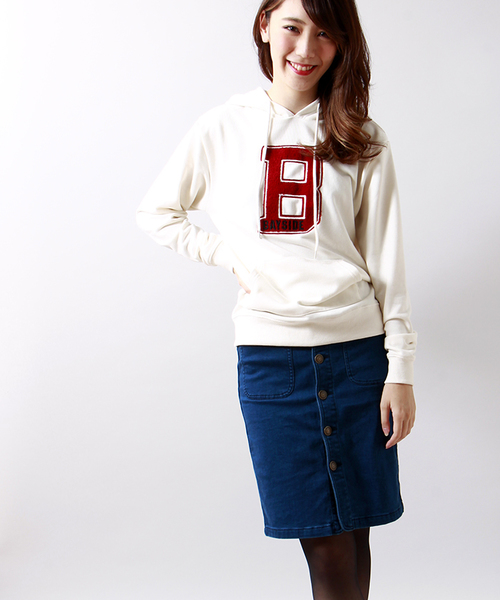 WEGO(ウィゴー)の「WEGO/パウダーデニム前ボタンスカート(デニムスカート・レディース・インディゴブルー/ダークインディゴブルー・FREE)」の2枚目の写真