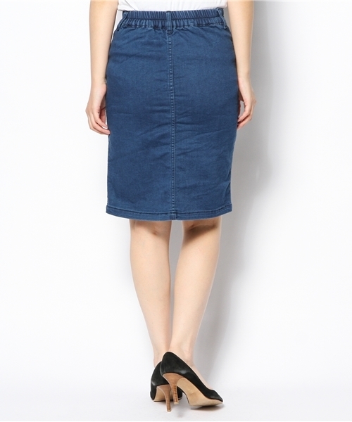 WEGO(ウィゴー)の「WEGO/パウダーデニム前ボタンスカート(デニムスカート・レディース・インディゴブルー/ダークインディゴブルー・FREE)」の4枚目の写真