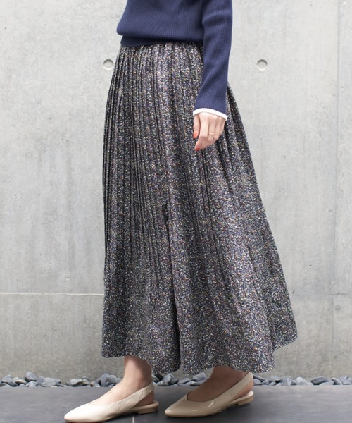 AMERICAN HOLIC（アメリカンホリック）の「ソフトプリーツギャザーロングスカート② ＊（スカート・レディース・ドット/その他14/ブルー系その他/マルチ・FREE）」の2枚目の写真