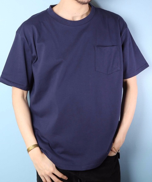 Blue Standard (ブルースタンダード)の「【BLUE STANDARD】男女問わず着用可能なビッグサイズ無地T ドロップショルダー加工 オーバーサイズ ユニセックスサイジング ポケット付き半袖Tシャツ カットソー(Tシャツ/カットソー・メンズ・ホワイト/ブラック/ダークグリーン/ベージュ/ネイビー/ラベンダー/ワイン/レンガ・MEDIUM/LARGE/X-LARGE)」の6枚目の写真