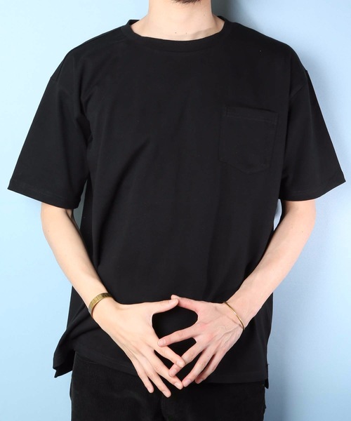 Blue Standard (ブルースタンダード)の「【BLUE STANDARD】男女問わず着用可能なビッグサイズ無地T ドロップショルダー加工 オーバーサイズ ユニセックスサイジング ポケット付き半袖Tシャツ カットソー(Tシャツ/カットソー・メンズ・ホワイト/ブラック/ダークグリーン/ベージュ/ネイビー/ラベンダー/ワイン/レンガ・MEDIUM/LARGE/X-LARGE)」の18枚目の写真