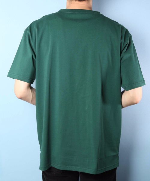 Blue Standard (ブルースタンダード)の「【BLUE STANDARD】男女問わず着用可能なビッグサイズ無地T ドロップショルダー加工 オーバーサイズ ユニセックスサイジング ポケット付き半袖Tシャツ カットソー(Tシャツ/カットソー・メンズ・ホワイト/ブラック/ダークグリーン/ベージュ/ネイビー/ラベンダー/ワイン/レンガ・MEDIUM/LARGE/X-LARGE)」の16枚目の写真