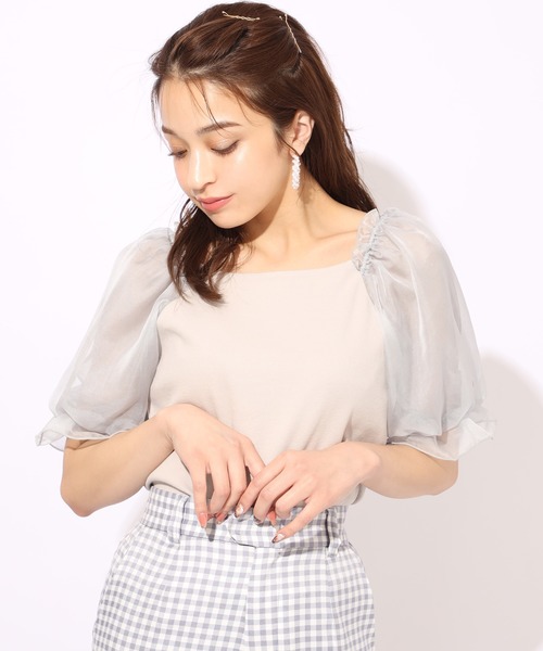 one after another NICE CLAUP(ワンアフターアナザーナイスクラップ)の「袖ドットシフォンテレコプルオーバー(Tシャツ/カットソー・レディース・ブラック/グレー/オフホワイト/ラベンダー/ブラウン系その他・FREE)」の1枚目の写真