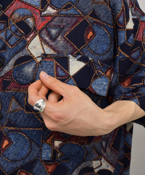 kutir（クティール）の「半袖柄シャツ（シャツ/ブラウス・メンズ・ライトグレー/ダークブラウン/パープル/ネイビー/サックスブルー・MEDIUM/LARGE）」の8枚目の写真