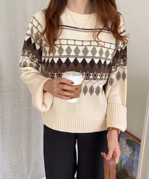 ABITOKYO（アビトーキョー）の「ノルディック柄ニットビッグシルエット 求心ニット（ニット/セーター・レディース・ブラウン/チャコールグレー/アイボリー・FREE）」の18枚目の写真