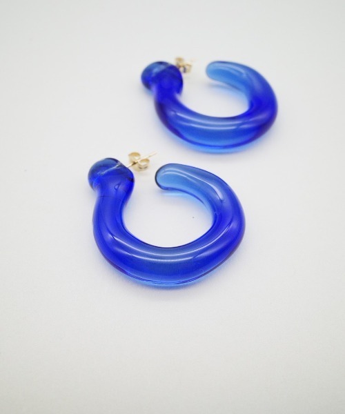 ANNIKA INEZ（アニカイネズ）の「【ANNIKA INEZ / アニカイネズ】GLASSY HOOPS Pierce / ピアス（ピアス（両耳用）・レディース・パープル/ブルー/クリアグリーン・FREE）」の6枚目の写真