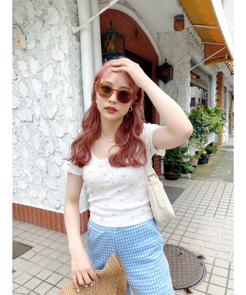 jumelle（ジュメロ）の「クリームフラワーT（Tシャツ/カットソー・レディース・クリーム/ホワイト・MEDIUM/SMALL）」の8枚目の写真