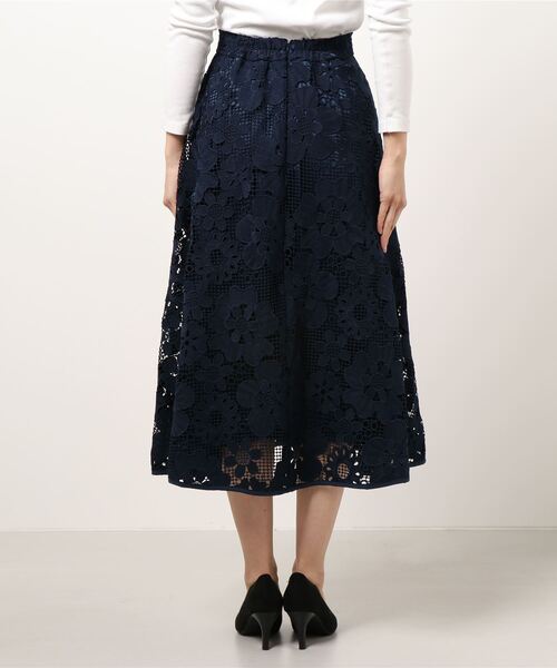 FEERICHELU（フェリーシェル）の「スカート フラワーレース フレア FEERICHELU（スカート・レディース・ベージュ/ブルー/ダークネイビー・S/M）」の13枚目の写真