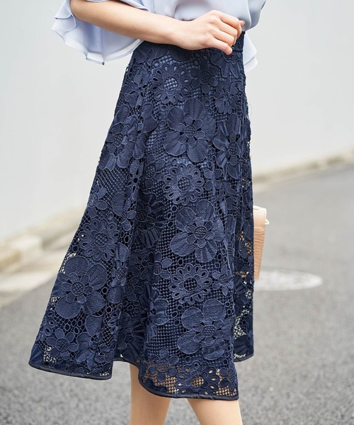 FEERICHELU（フェリーシェル）の「スカート フラワーレース フレア FEERICHELU（スカート・レディース・ベージュ/ブルー/ダークネイビー・S/M）」の6枚目の写真