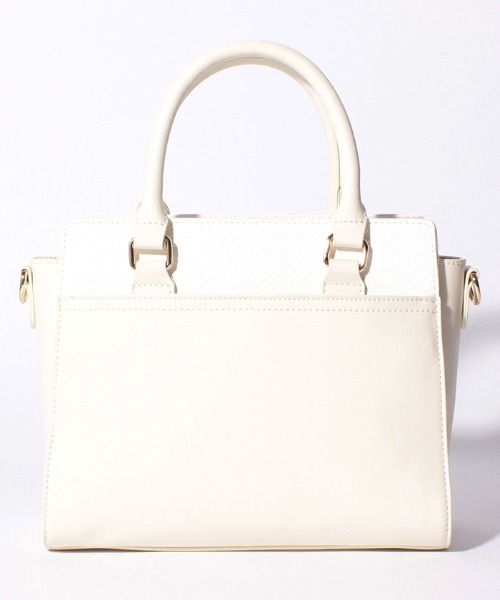 Pi（ピーアイ）の「スネーク型押し２WAYバッグ（ショルダーバッグ・レディース・ホワイト/ブラック/ピンク・FREE）」の5枚目の写真