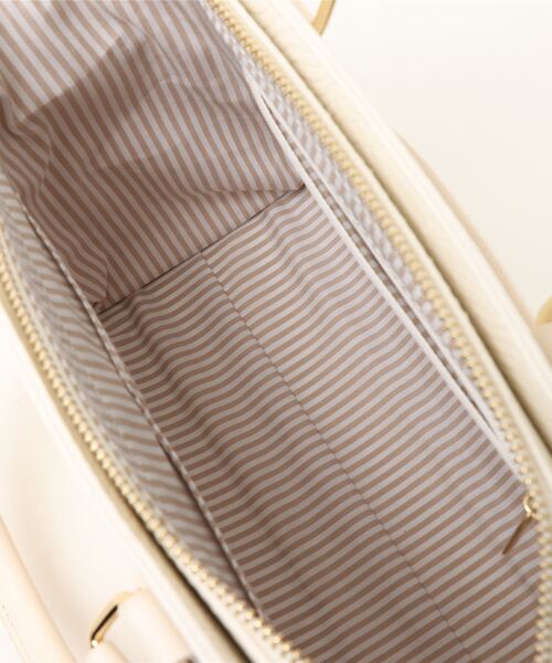 Pi（ピーアイ）の「スネーク型押し２WAYバッグ（ショルダーバッグ・レディース・ホワイト/ブラック/ピンク・FREE）」の21枚目の写真