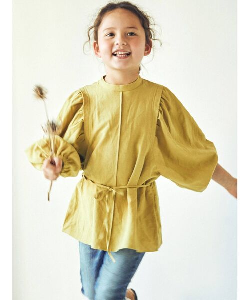 Ungrid（アングリッド）の「Kids ショルダータックブラウス（シャツ/ブラウス・キッズ・オフホワイト/ブラック/グリーン系その他・100/120）」の7枚目の写真