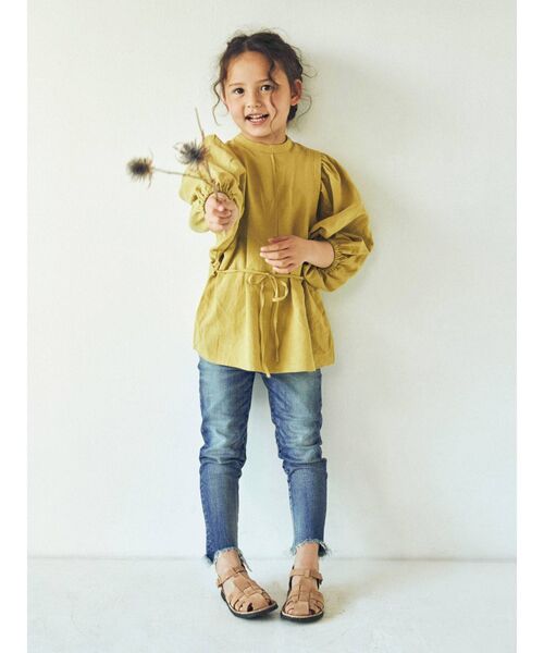 Ungrid（アングリッド）の「Kids ショルダータックブラウス（シャツ/ブラウス・キッズ・オフホワイト/ブラック/グリーン系その他・100/120）」の13枚目の写真