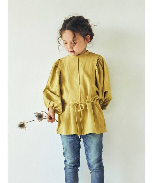 Ungrid（アングリッド）の「Kids ショルダータックブラウス（シャツ/ブラウス・キッズ・オフホワイト/ブラック/グリーン系その他・100/120）」の22枚目の写真