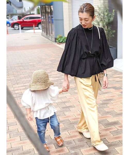 Ungrid（アングリッド）の「Kids ショルダータックブラウス（シャツ/ブラウス・キッズ・オフホワイト/ブラック/グリーン系その他・100/120）」の8枚目の写真