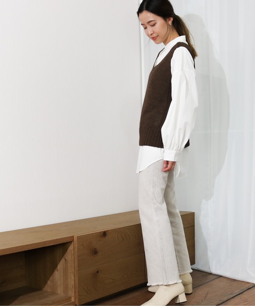 Per sist ence（パーシエンス）の「Per sist ence/パーシエンス　テープヤーン　天竺編みノースリーブニット（ベスト・レディース・ベージュ/オフホワイト/ブラウン/イエロー・FREE）」の14枚目の写真