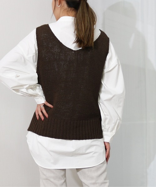 Per sist ence（パーシエンス）の「Per sist ence/パーシエンス　テープヤーン　天竺編みノースリーブニット（ベスト・レディース・ベージュ/オフホワイト/ブラウン/イエロー・FREE）」の5枚目の写真