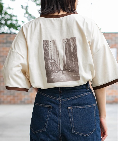 PairPair（ペアペア）の「バッグフォトプリントリンガーT（ユニセックス）（Tシャツ/カットソー・レディース・アイボリー/スミクロ/グレイッシュブルー・MEDIUM/LARGE）」の6枚目の写真