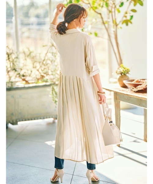GeeRA（ジーラ）の「バックプリーツシャツワンピース（シャツワンピース・レディース・アイボリー/ネイビー/ベージュ・X-LARGE/LARGE/MEDIUM）」の19枚目の写真
