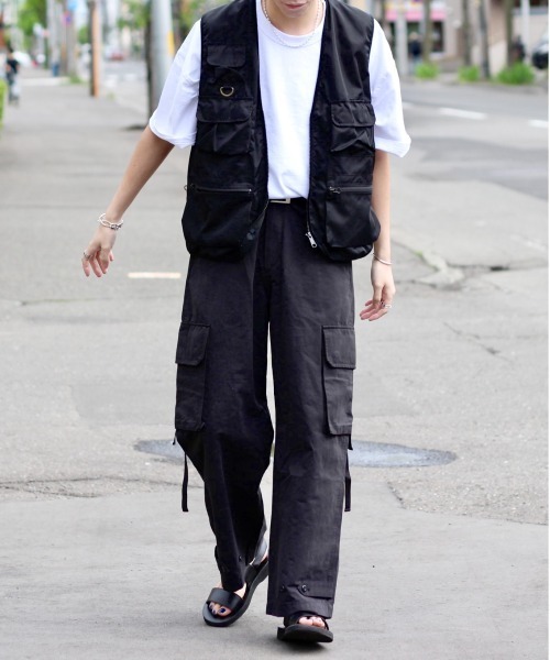 y/m by れぽすけ(イムバイレポスケ)の「ワイドミリタリーパンツ(カーゴパンツ・メンズ・ブラック/カーキ・MEDIUM/LARGE)」の12枚目の写真