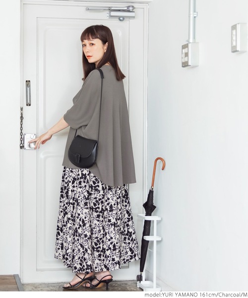 coca(coca)(コカ)の「ラフワッフルモモンガトップス(Tシャツ/カットソー・レディース・ブラック/チャコールグレー・M/L)」の6枚目の写真