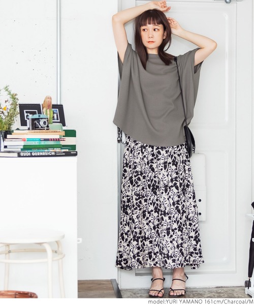 coca(coca)(コカ)の「ラフワッフルモモンガトップス(Tシャツ/カットソー・レディース・ブラック/チャコールグレー・M/L)」の7枚目の写真