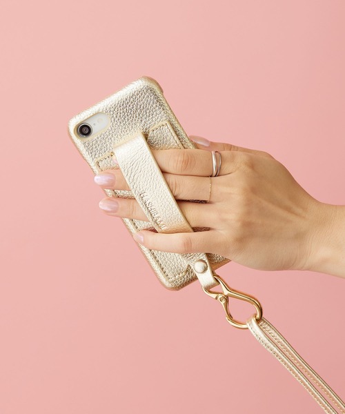HASHIBAMI（ハシバミ）の「【HASHIBAMI】カラバッシュ ストラップ iPhoneケース ※iPhone 7/8/SE(第2/第3世代) 用（スマホケース/カバー・レディース・シルバー/グレイッシュベージュ/ブラック/イエロー/グレイッシュブルー/モスグリーン/ライラック/オレンジ/ナチュラル/ブルーパープル/ボルドー/ネイビー/ライトグリーン/コーラルピンク/マルチ/サンドベージュ/ブラウン/ベビーピンク/ゴールド/レモンイエロー/アクア・FREE）」の20枚目の写真