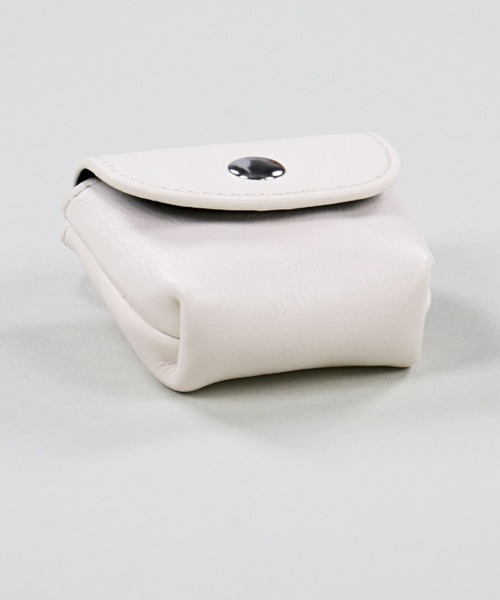 SPINNS(スピンズ)の「【組み合わせ自由自在】フェイクレザーカスタムバッグ ミニケース(ポーチ・レディース・アイボリー/ブラック/アニマル/チェック/グリーン/ブラック系その他・ONESIZE)」の13枚目の写真