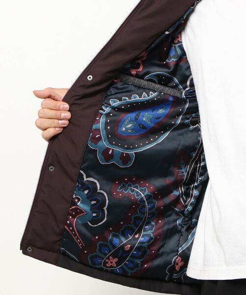 Ted Baker(テッドベーカー)の「KINVARA パデット ジャケット(ダウンジャケット/コート・メンズ・レッド系その他/ブラック・1/2/4)」の4枚目の写真