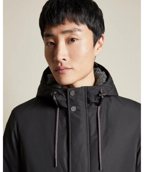 Ted Baker(テッドベーカー)の「KINVARA パデット ジャケット(ダウンジャケット/コート・メンズ・レッド系その他/ブラック・1/2/4)」の1枚目の写真