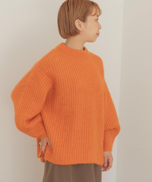 ITEMS URBANRESEARCH(アイテムズ アーバンリサーチ)の「モヘヤオーバーニット(ニット/セーター・レディース・グリーン/ベージュ/ピンク/オレンジ・FREE)」の4枚目の写真