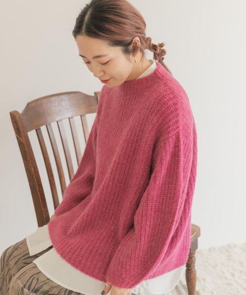 ITEMS URBANRESEARCH(アイテムズ アーバンリサーチ)の「モヘヤオーバーニット(ニット/セーター・レディース・グリーン/ベージュ/ピンク/オレンジ・FREE)」の13枚目の写真