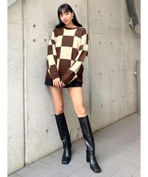 EMODA（エモダ）の「ワイドチェッカーニット（ニット/セーター・レディース・ブラック/ブラウン/ネイビー・FREE）」の11枚目の写真