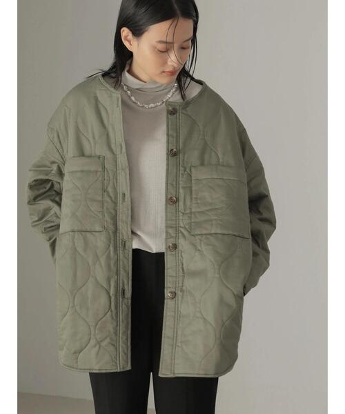 AMERICAN HOLIC(アメリカンホリック)の「ノーカラーキルトジャケット(ブルゾン・レディース・アイボリー/カーキ・M/L)」の5枚目の写真