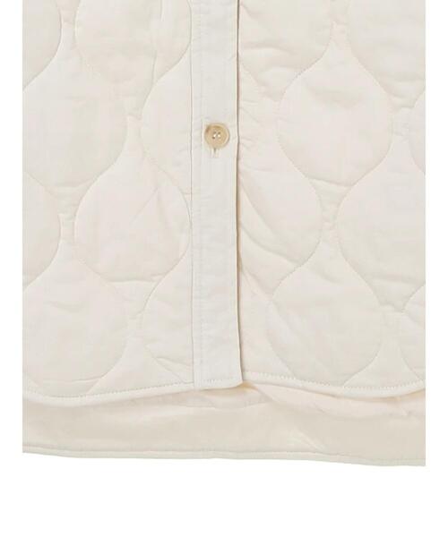 AMERICAN HOLIC(アメリカンホリック)の「ノーカラーキルトジャケット(ブルゾン・レディース・アイボリー/カーキ・M/L)」の17枚目の写真