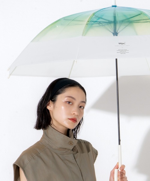 Wpc.（ダブリュピーシー）の「★［ビニール傘］空色アンブレラ 切り継ぎグラデーション 長傘 雨傘 Wpc.（長傘・レディース・ピンク/ブルー/グリーン・FREE）」の18枚目の写真