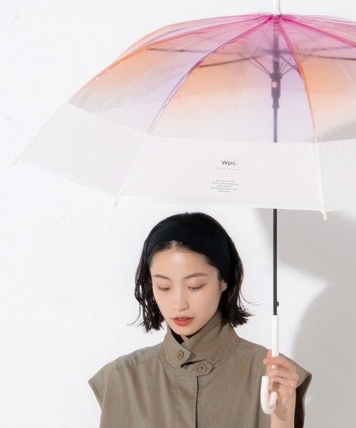 Wpc.（ダブリュピーシー）の「★［ビニール傘］空色アンブレラ 切り継ぎグラデーション 長傘 雨傘 Wpc.（長傘・レディース・ピンク/ブルー/グリーン・FREE）」の15枚目の写真