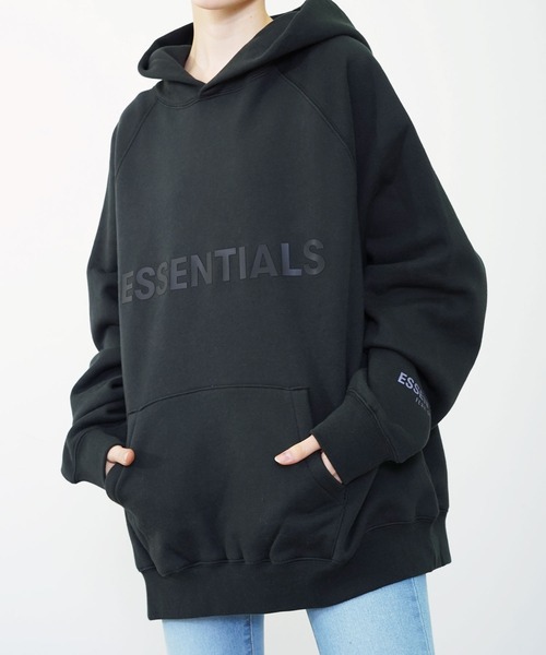 FOG ESSENTIALS（エッセンシャルズ）フロントロゴプルオーバーパーカー