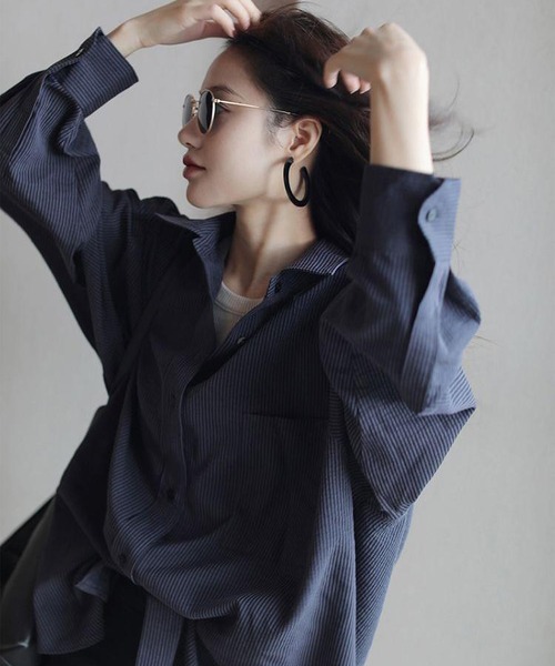 LOPASS(ロパス)の「コールテン ビッグシャツ(シャツ/ブラウス・レディース・ネイビー・LARGE/MEDIUM)」の21枚目の写真