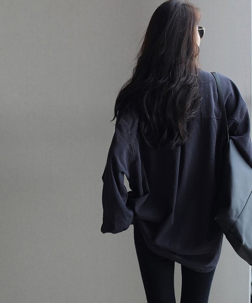 LOPASS(ロパス)の「コールテン ビッグシャツ(シャツ/ブラウス・レディース・ネイビー・LARGE/MEDIUM)」の9枚目の写真