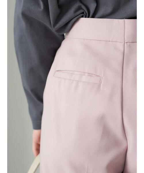 earth music&ecology(アースミュージックアンドエコロジー)の「タックテーパードパンツ*(その他パンツ・レディース・ネイビー/ピンク/グレイッシュベージュ/イエロー/グリーン・S/M/L)」の22枚目の写真