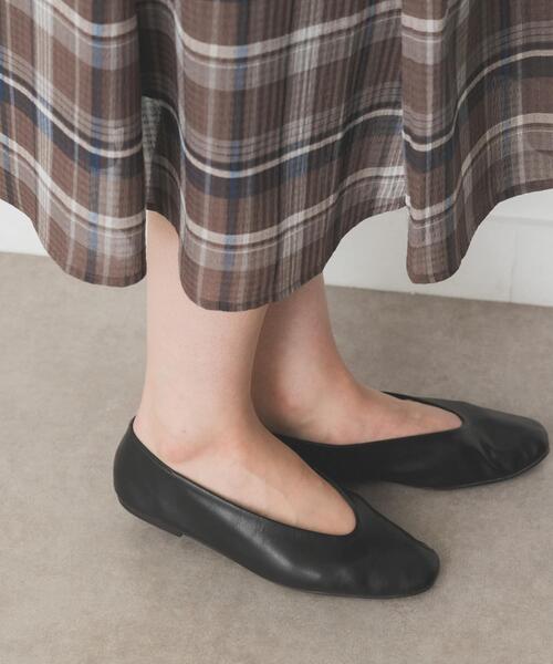 RODE SKO（ロデスコ）の「『MADE IN JAPAN』やわらかフラットシューズ（パンプス・レディース・グリーン/ブラック/ナチュラル・37/36/38）」の2枚目の写真