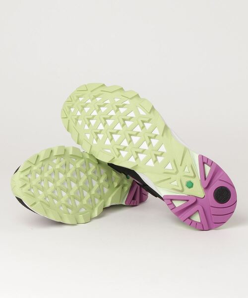 Timberland（ティンバーランド）の「メンズ グリーンストライド ソーラー ウェーブ ST スリッポン - ライトトープ/ブラック（スリッポン・メンズ・ベージュ系その他・25.5cm/26.5cm/27.5cm/25.0cm/26.0cm/27.0cm/28.0cm/29.0cm）」の3枚目の写真