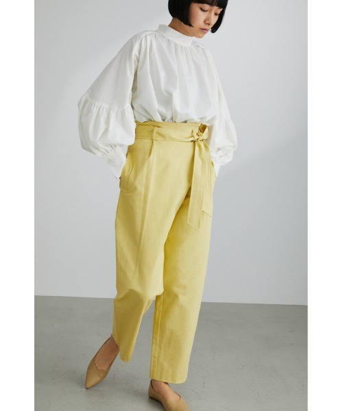 STYLEMIXER（スタイルミキサー）の「ハイウエストラップチノパンツ（チノパンツ・レディース・ベージュ/イエロー/ネイビー・SMALL/MEDIUM）」の19枚目の写真
