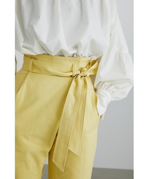 STYLEMIXER（スタイルミキサー）の「ハイウエストラップチノパンツ（チノパンツ・レディース・ベージュ/イエロー/ネイビー・SMALL/MEDIUM）」の21枚目の写真