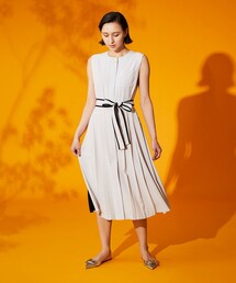 GRACE CLASS（グレースクラス）の「プリーツ切替バイカラーワンピース（ワンピース）」