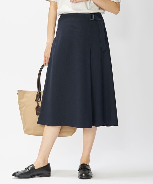 J.PRESS(ジェイプレス)の「【洗える】リネンセルロースストレッチ スカート(スカート・レディース・ネイビー系/ベージュ系・7/9/11)」の2枚目の写真