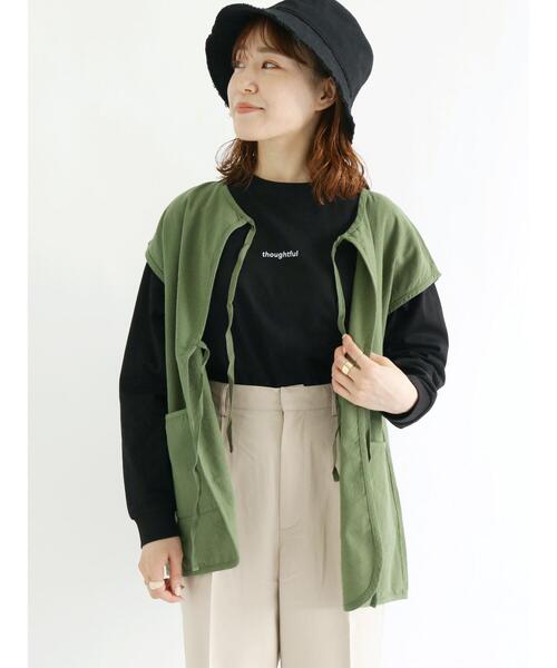 ehka sopo（エヘカソポ）の「キルトステッチベスト（ベスト・レディース・ブラック/カーキ/キナリ・ﾌﾘ-）」の4枚目の写真