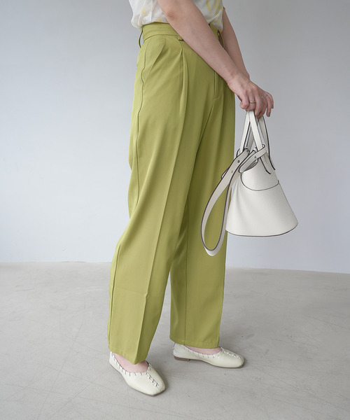 c.u.l(シーユーエル)の「【c.u.l:w】ツイルセンタープレススラックス culwz22ss007(スラックス・レディース・アイボリー/ブラック/グリーン/ライム/レッド・S/M)」の18枚目の写真