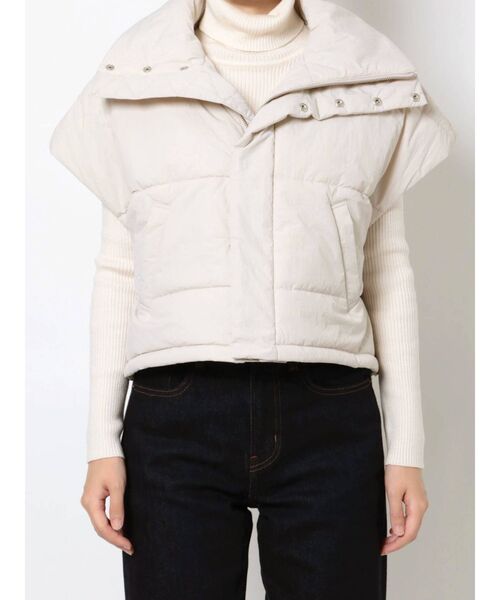 MURUA(ムルーア)の「スリーブレスパフィジャケット(ダウンベスト・レディース・ブラック/アイボリー・FREE)」の11枚目の写真